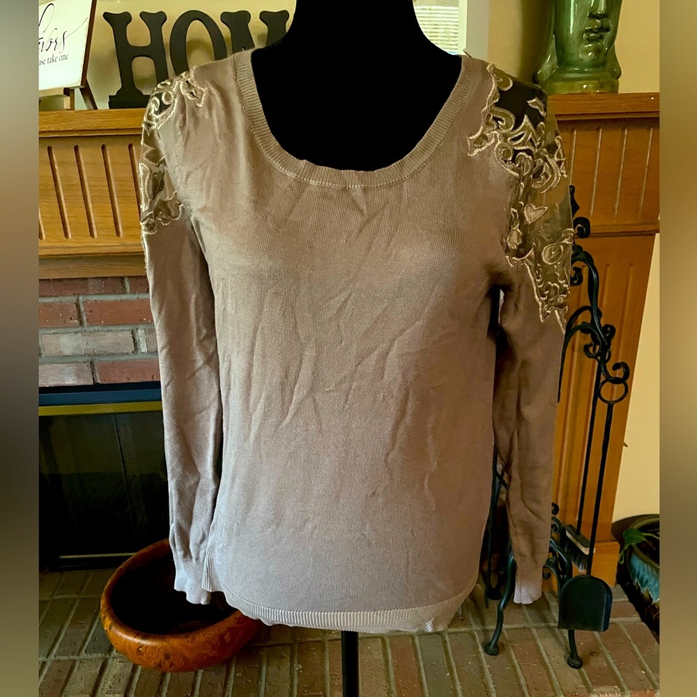 SWEATER SIZE L